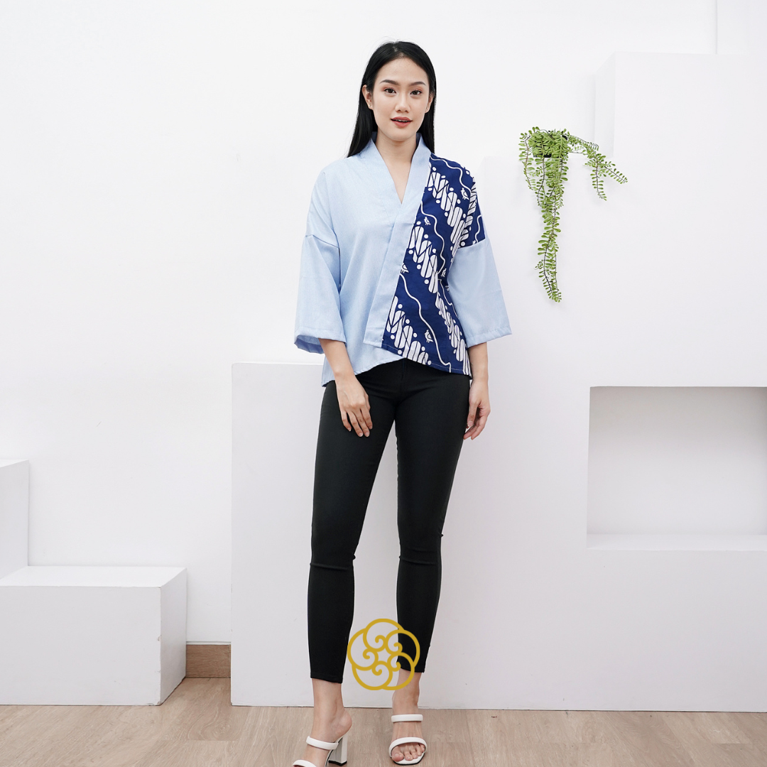 Anggraini Blouse Batik Parang Wanita Premium