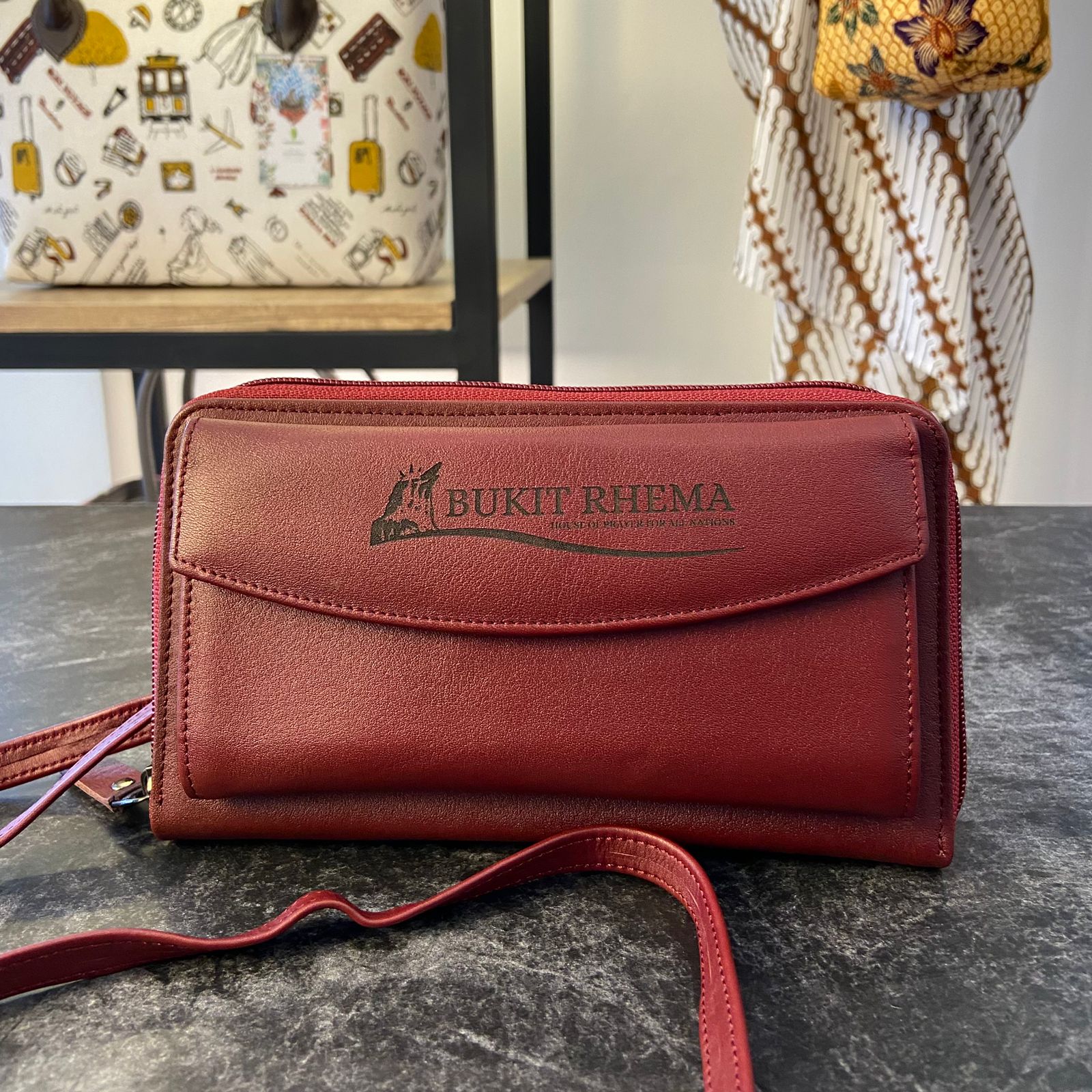 Dompet Selempang Kulit Sapi